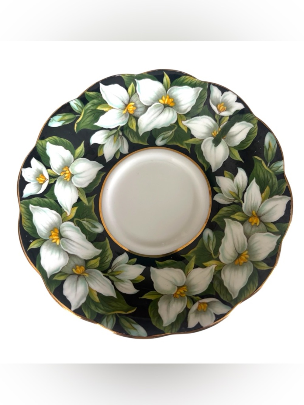 Royal Albert England Floral Series Trillium Bone China Saucer Green Maximalist